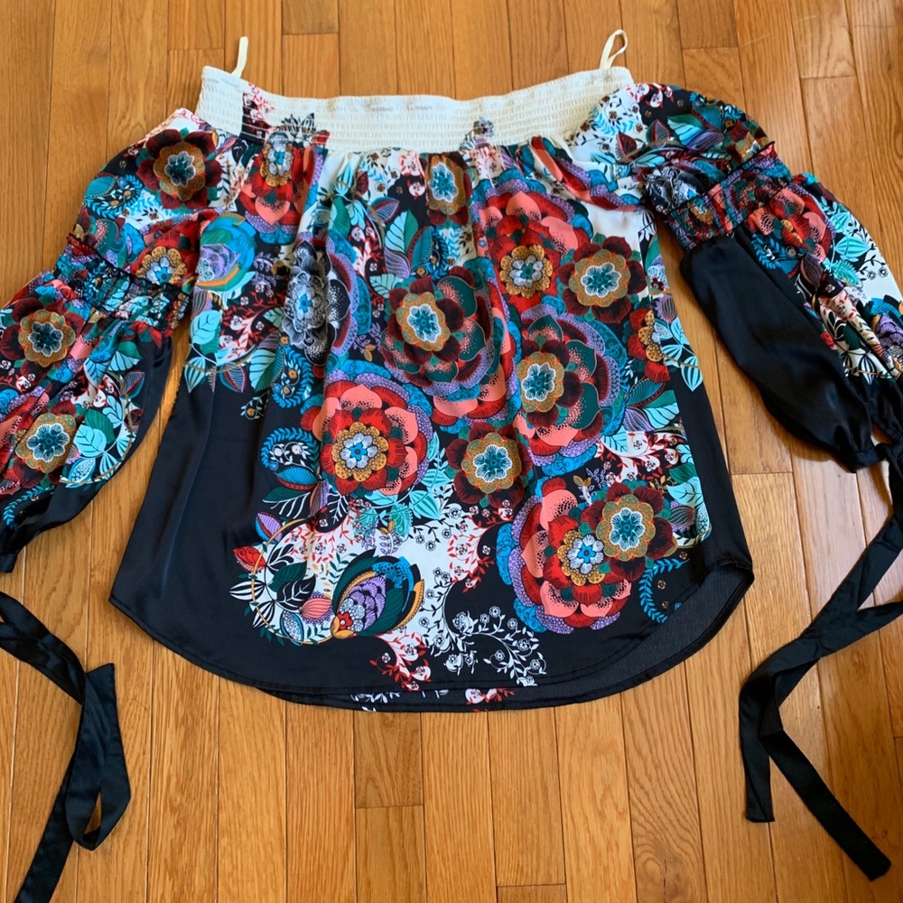 Women’s Top
